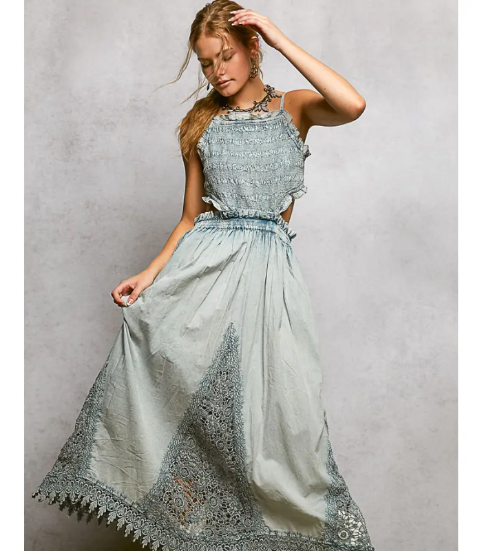 76 POL Smocked shirred ruffle dress - Image 1